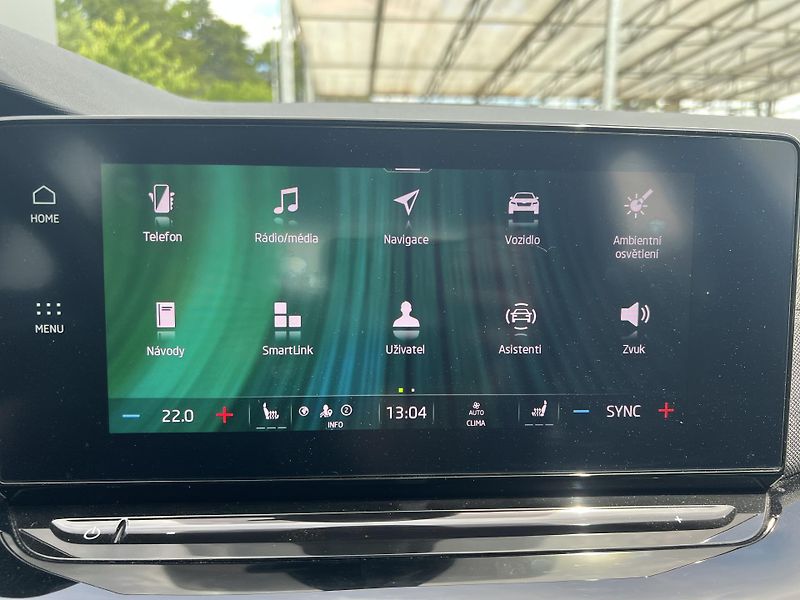 Škoda Octavia (2022) 1,5 TSi110kWSTYLEDSG REZERVACE - fotka 17 z 34