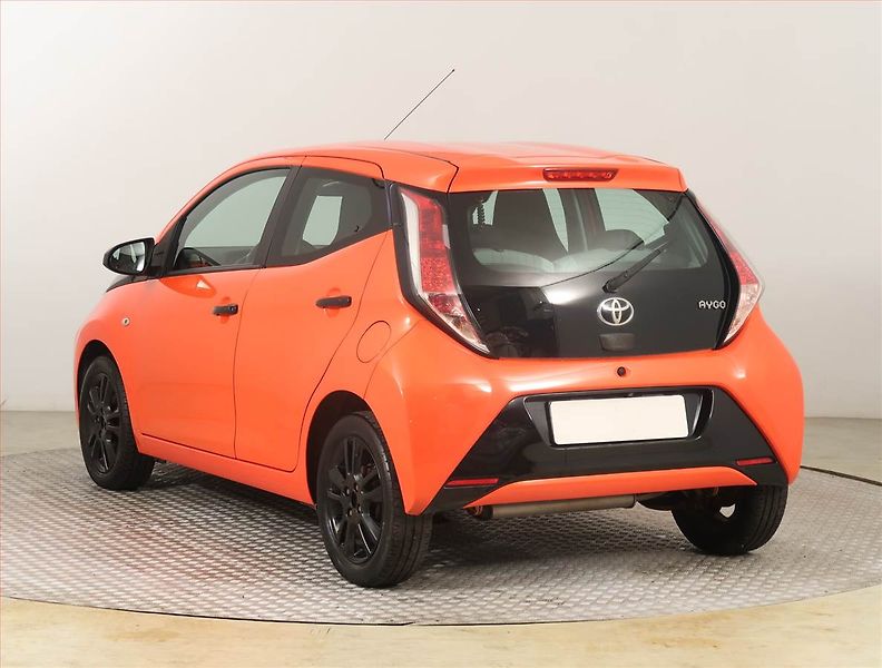 Toyota Aygo (2015) 1.0 VVT-i, ČR,1.maj, Tempomat - fotka 4 z 20
