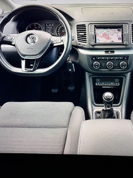 Volkswagen Sharan (2018) 2.0 TDi  110 kW Comfortline - fotka 7 z 22