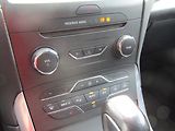 Ford S-MAX (2017) 2.0 TDCi, AT, navi, bixen - náhled 23