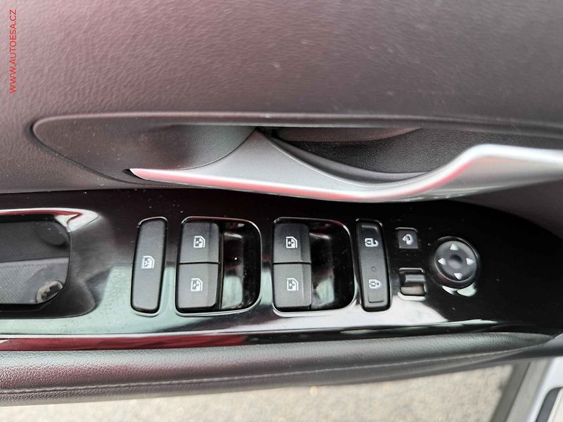 Hyundai Tucson (2021) 1.6 T-GDI 4x4, ČR, AT, tempo - fotka 11 z 18