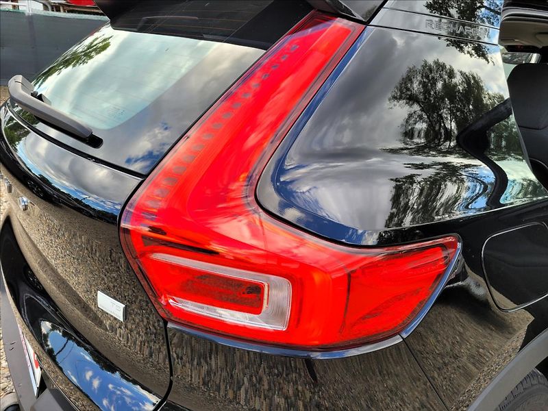 Volvo XC40 T5,PHEV,Inscription,led, - fotka 37 z 40