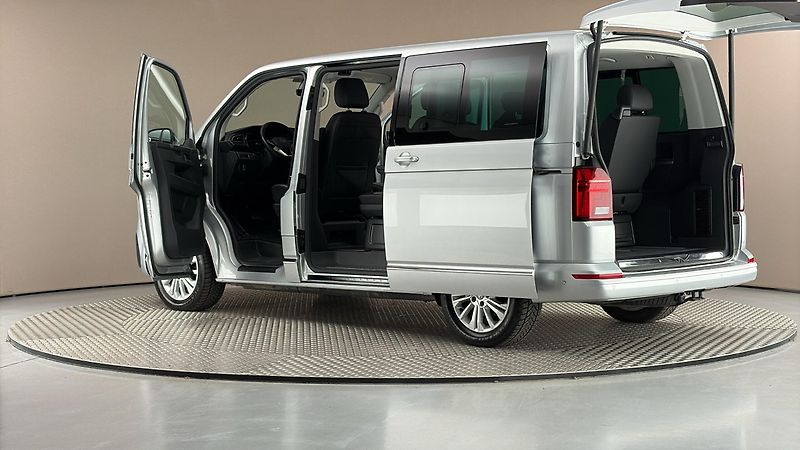 Volkswagen Multivan 2.0 TDI DSG 4motion Highline - fotka 7 z 28