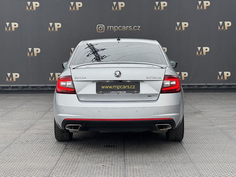 Škoda Octavia (2019) 2.0TSi 245 RS, DSG, PANO   - fotka 9 z 50