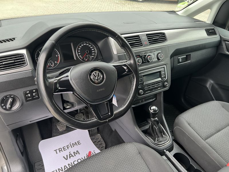Volkswagen Caddy (2018) MAXI 2,0TDi 7 míst pěkný stav! - fotka 23 z 42