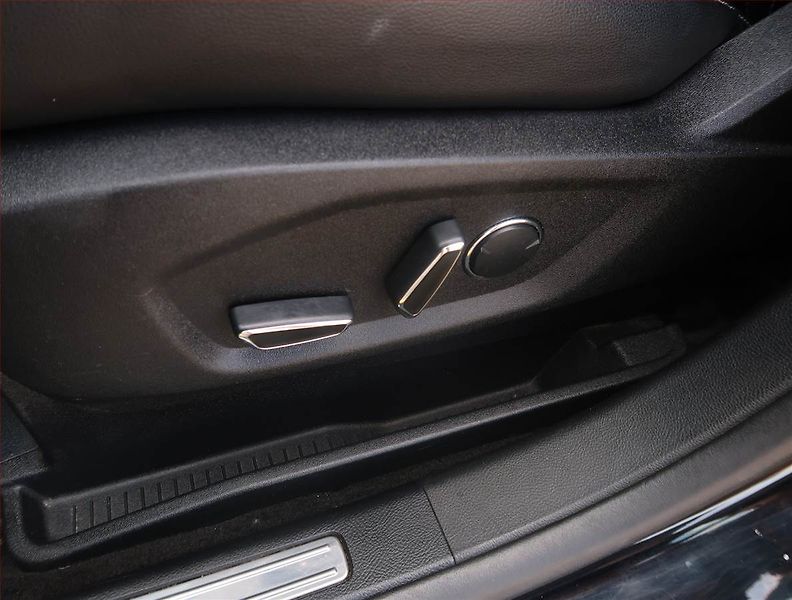 Ford Galaxy (2019) 2.0 EcoBlue, Automat, 7 míst - fotka 23 z 26