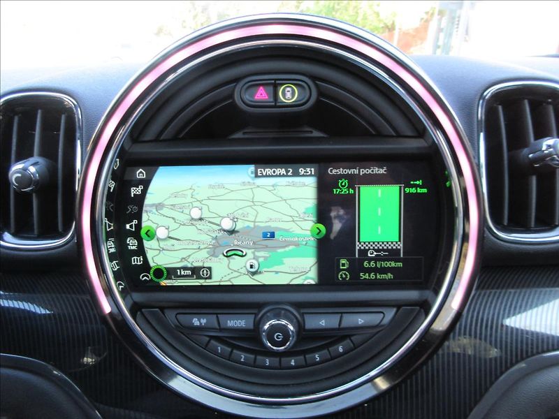 Mini Countryman 2,0 SD ALL4, JCW, Panorama, No - fotka 20 z 31