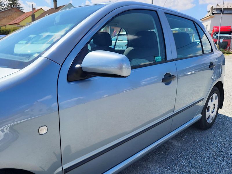 Škoda Fabia 1.2 i 12V HTP 47kW - fotka 27 z 37
