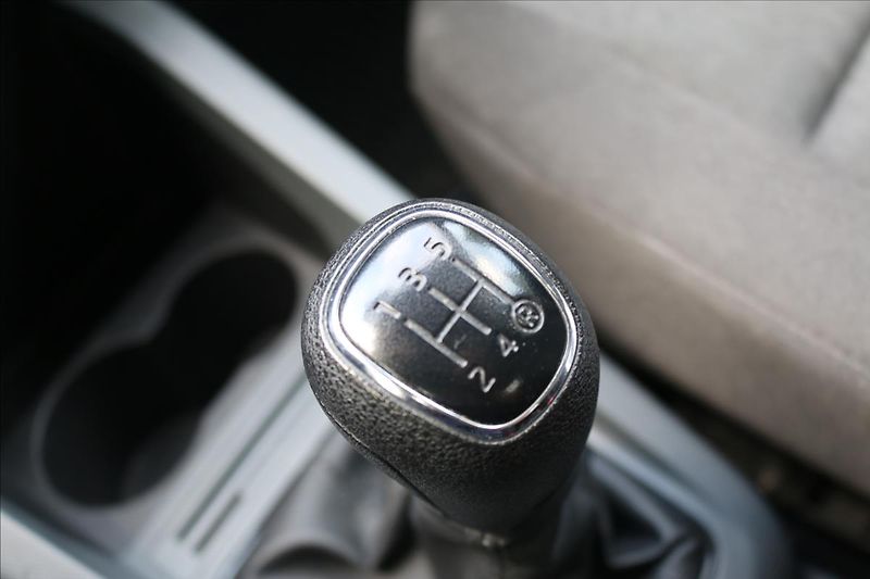 Škoda Fabia 1,0 ČR, 1. Majitel - fotka 19 z 33