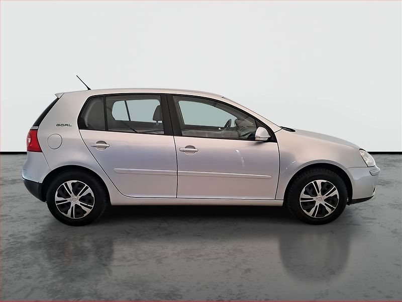 Volkswagen Golf (2006) 1.4 16V, rezervace - fotka 6 z 14