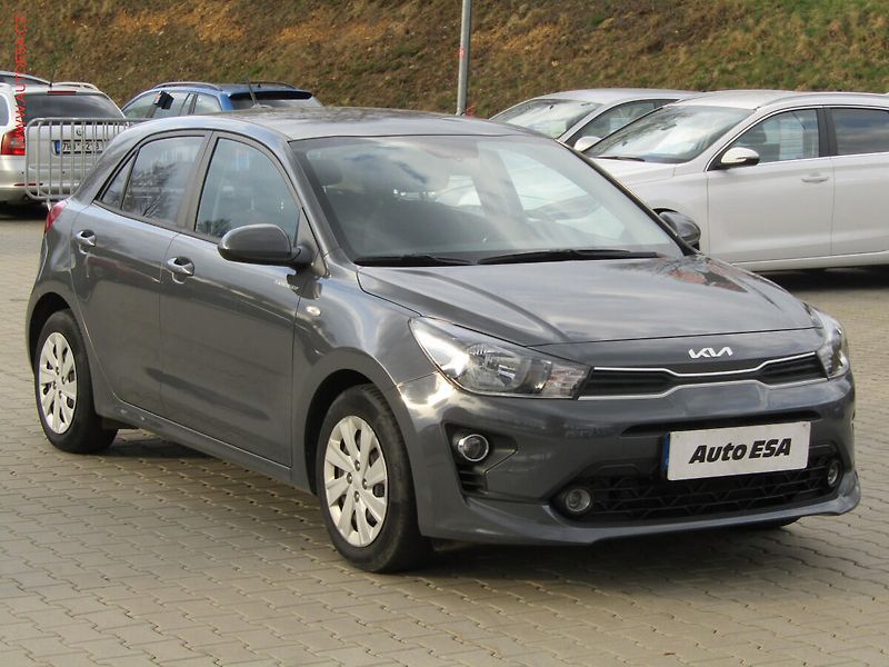Kia Rio (2022) 1.2i, ČR, AC - fotka 1 z 16
