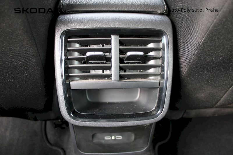 Škoda Octavia (2025) 1.5 TSI 85 kW Selection - fotka 22 z 24
