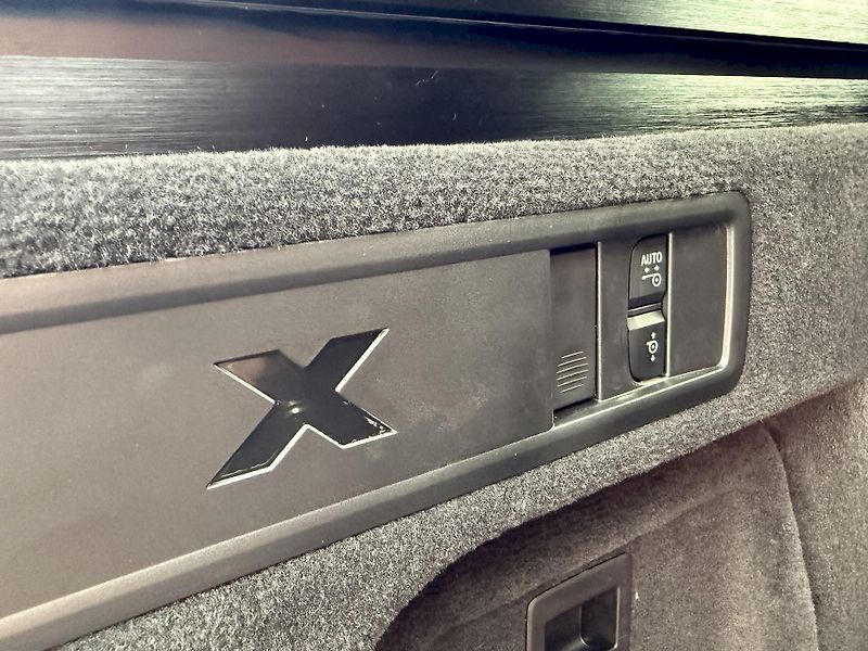 BMW X5 xDrive40d M-PRO Individ. Gar.+ - fotka 39 z 48