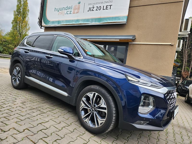 Hyundai Santa Fe (2019) 2.2-PREMIUM-PANORAMA-7 MÍST - fotka 4 z 10