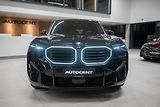 BMW XM (2025) 50e MASÁŽ PANORAMA B&W TAŽNÉ   - náhled 2