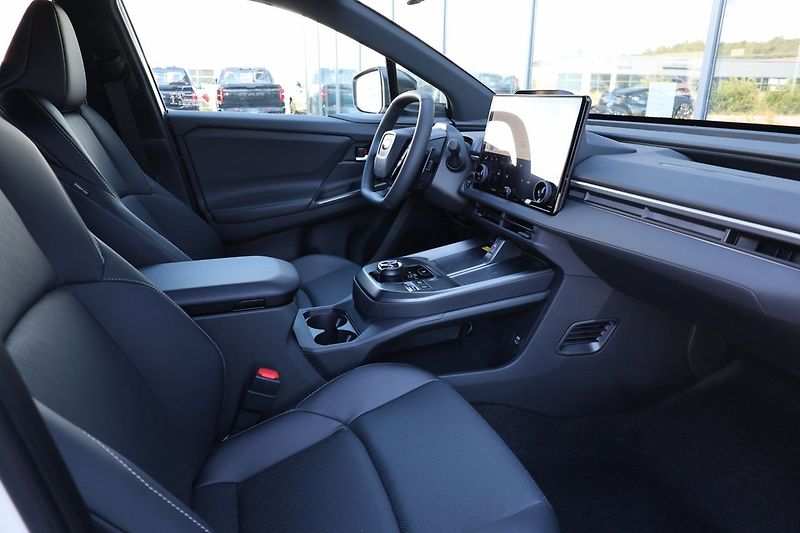 Subaru E-Outback 74.7 kWh AWD Executive H/K Ven - fotka 12 z 20