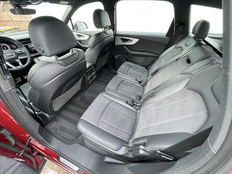 Audi Q7 3,0 TDI quatro S line TAŽNÉ - fotka 18 z 25