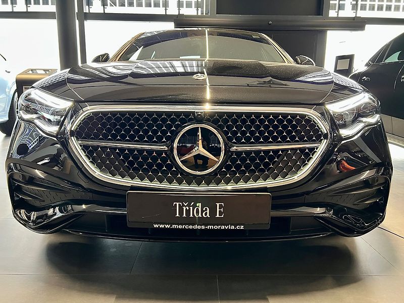 Mercedes-Benz Třídy E (2025) 300 de 4MATIC s EQ Linie AMG - fotka 5 z 12