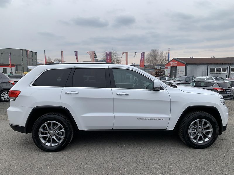Jeep Grand Cherokee 3.0CRD LIMITED NAVI KAMERA  - fotka 8 z 52
