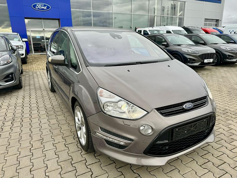 Ford S-MAX (2012) 2.2 TDCi TITANIUM S 7 MÍST - fotka 1 z 15
