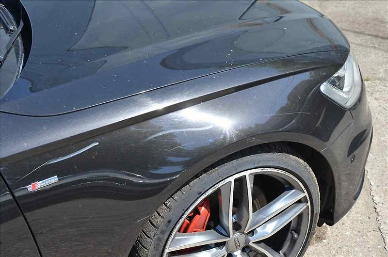 Audi A6 (2014) AVANT 3,0 TDI - fotka 15 z 30