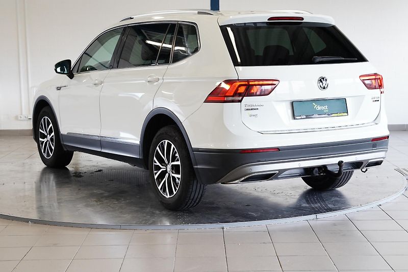 Volkswagen Tiguan - fotka 7 z 35