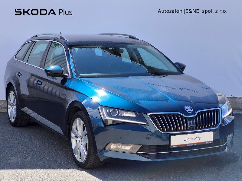 Škoda Superb (2018) Style 2.0 TDI 110kW Combi - fotka 6 z 29