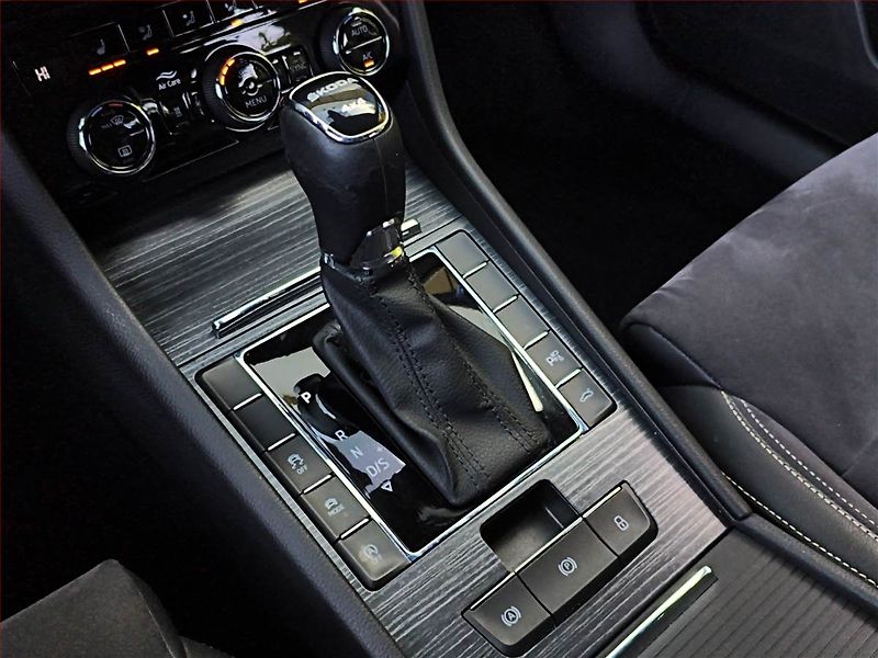 Škoda Superb (2022) 2.0 TDI - fotka 13 z 17