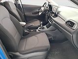 Hyundai i30 (2017) 1.6 CRDi, Serv.kniha, Tempomat - náhled 9
