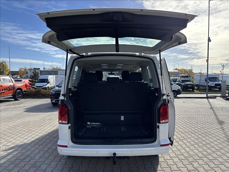 Volkswagen Multivan 2,0 TDI Comfortline 4x4 AUT - fotka 10 z 49