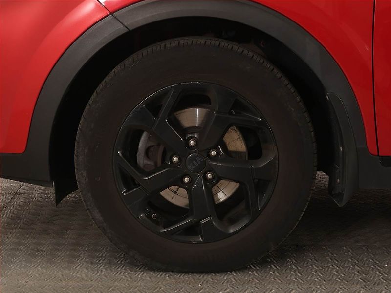 Kia Sportage (2021) 1.6 T-GDI, Automat, Serv.kniha - fotka 15 z 19