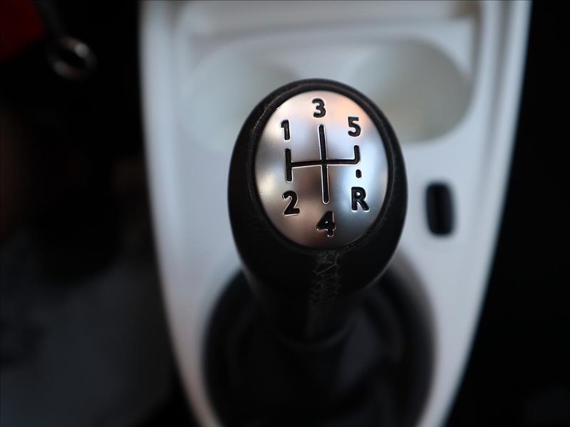 Smart Forfour 1,0 i Prime, kamera, navi, 2 s - fotka 16 z 31
