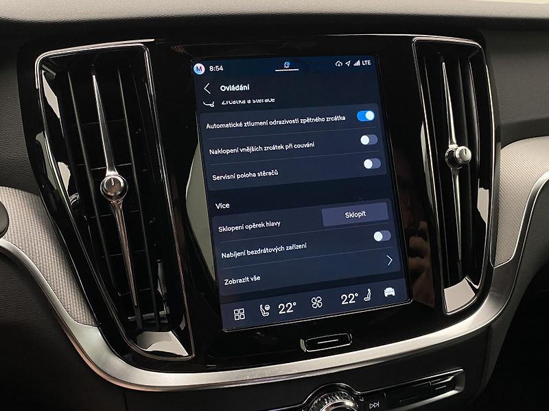 Volvo V60 (2026) B4 AUT DARK PLUS - fotka 44 z 57
