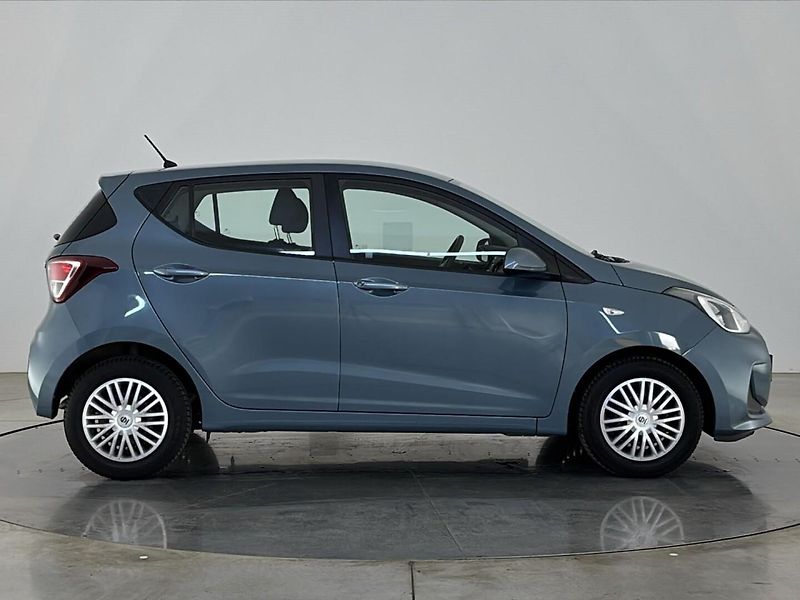 Hyundai i10 Hatchback - fotka 16 z 24
