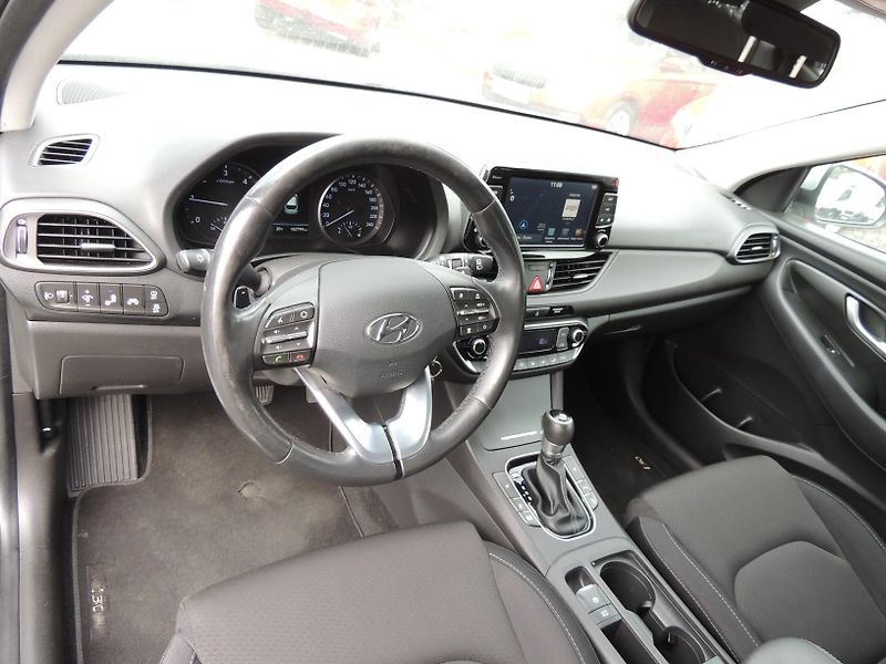 Hyundai i30 (2019) Combi 1.6CRDi,100kw,automat,ČR - fotka 18 z 49
