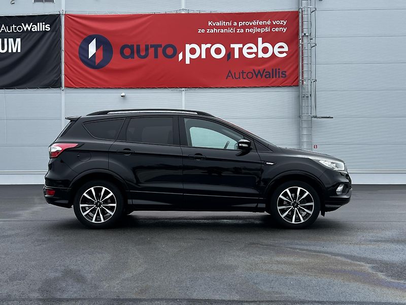 Ford Kuga 1.5 EcoBoost ST Line TZ  - fotka 3 z 16