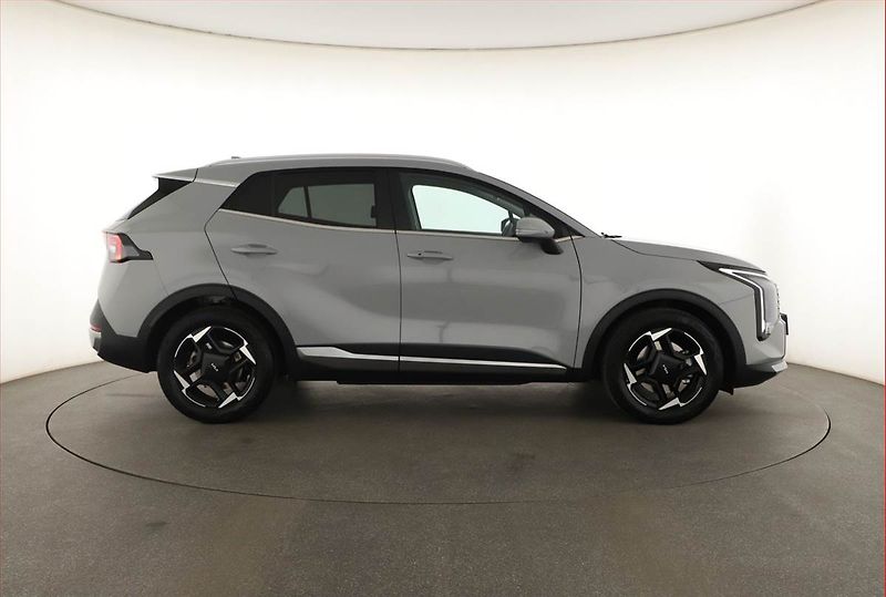 Kia Sportage (2026) 1.6 T-GDI, Gold, Navigace - fotka 6 z 20