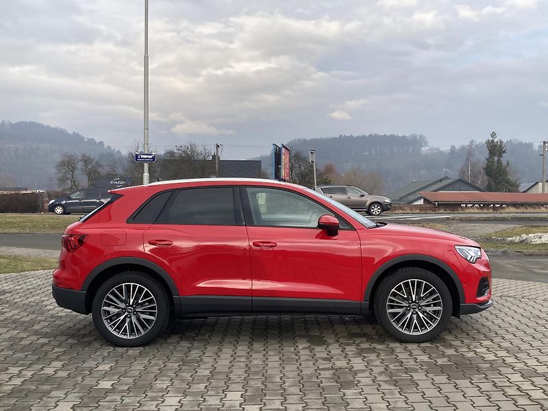 Audi Q3 (2023) TFSIe - předváděcí vůz, záruka - fotka 6 z 32