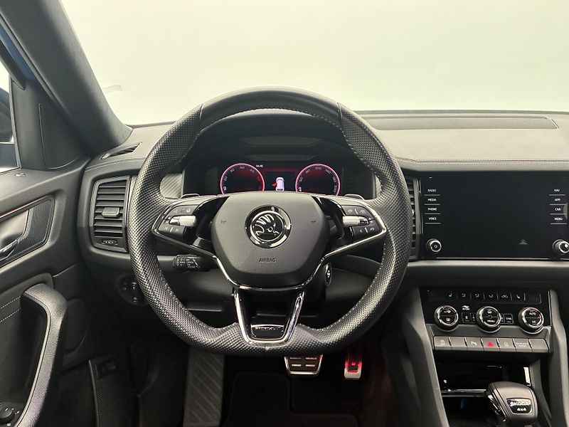 Škoda Kodiaq 2,0 TDI DSG 4x4 Sportline DPH - fotka 15 z 35