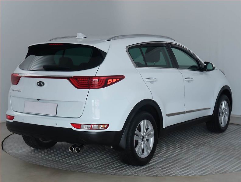 Kia Sportage (2017) 1.6 GDI, Serv.kniha, Navi - fotka 5 z 18