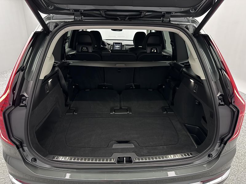 Volvo XC90 (2026) B5 AWD AUT BRIGHT PLUS 7-míst - fotka 5 z 24