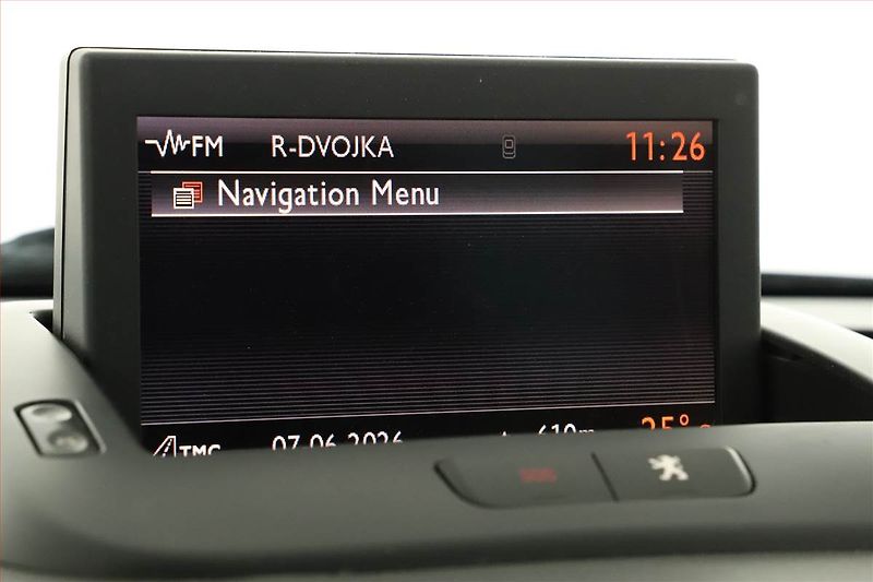 Peugeot 5008 (2011) 2.0 HDI, Automat, Xenony - fotka 8 z 19