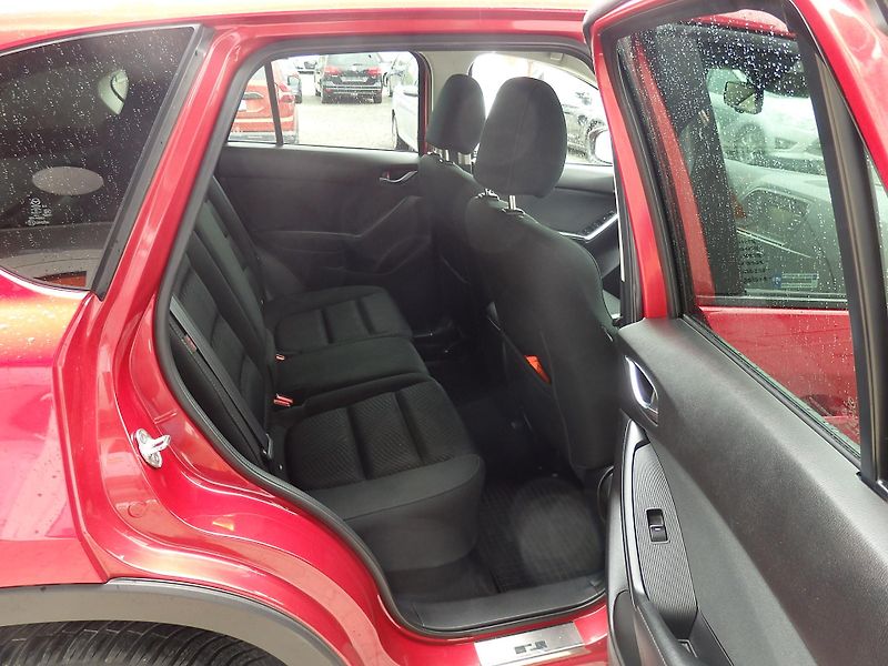 Mazda CX-5 2.0i SKYACTIV-G AWD 1. MAJITEL - fotka 9 z 15