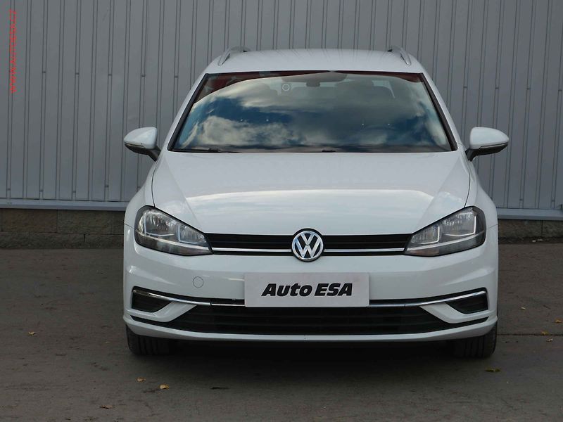 Volkswagen Golf (2017) 1.6TDi, ČR, Comfortline - fotka 2 z 21