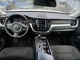 Volvo XC60 2,0 T5 Momentum AT - náhled 9