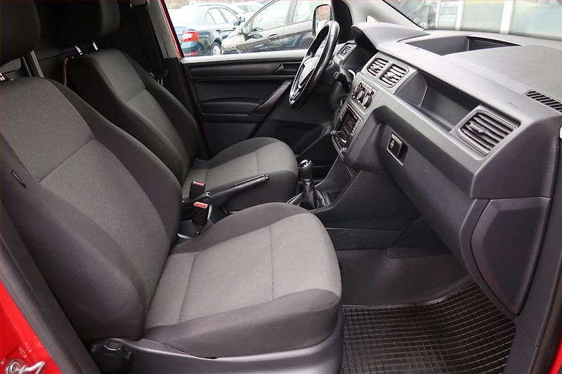 Volkswagen Caddy (2019) 2.0 TDI, ČR, 1Maj, DPH - fotka 9 z 14