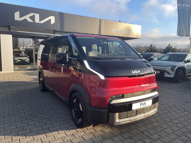 Kia PV5 (2026)  5P 4x2 ELITE 120 KW + 71,2 KW - fotka 1 z 26