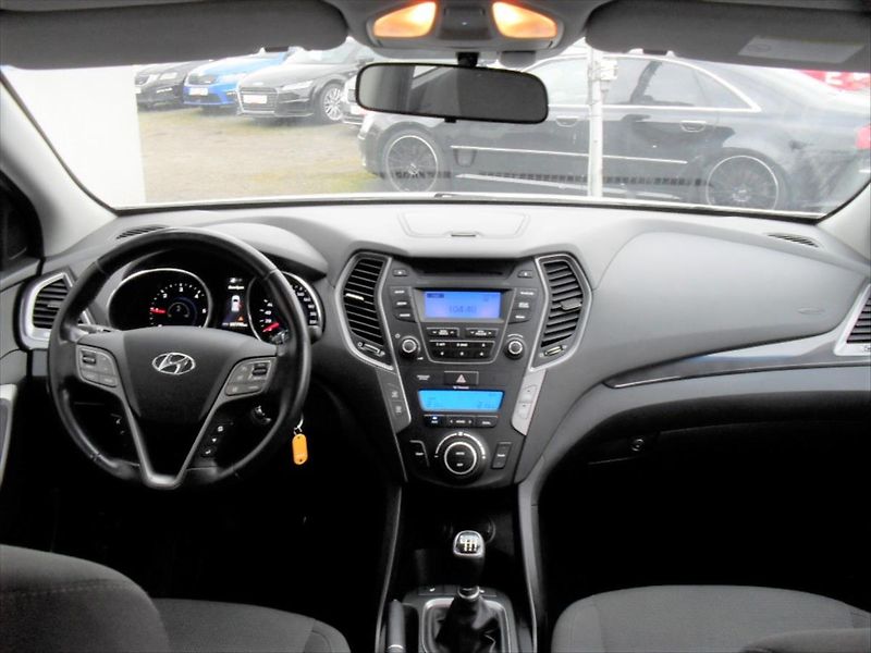 Hyundai Santa Fe 2,2 CRDi Premium 4WD Manuál!! - fotka 22 z 34