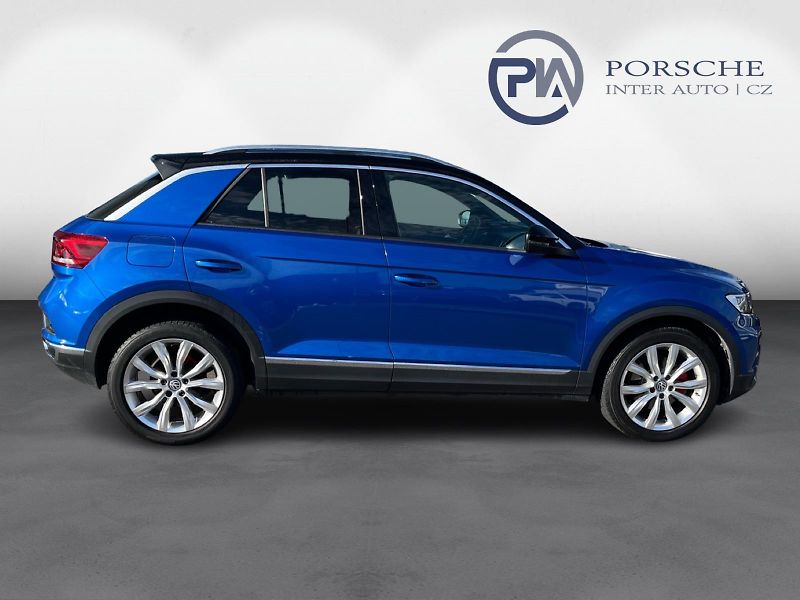 Volkswagen T-Roc Sport 1,5TSI  7DSG 110kW - fotka 8 z 24