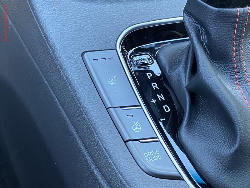 Hyundai i30 (2021) 1.5 T-GDi, 2.maj,ČR, N-Line - fotka 15 z 19